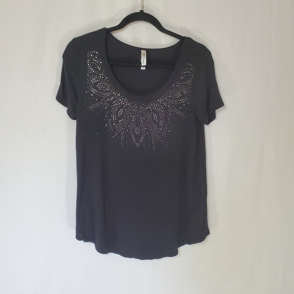 Black sparkly tee shirt